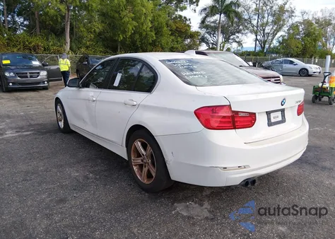 2015 BMW 328I z USA, uszkodzony, nr VIN WBA3A5C50FF606271